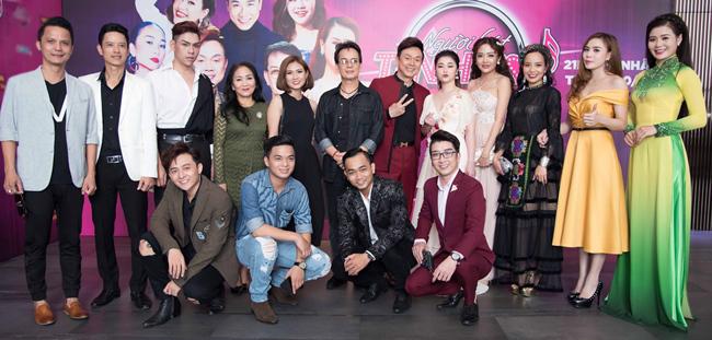 vo kem 44 tuoi cua nhac si duc huy lo dien sau sinh ben chong va con trai - 14