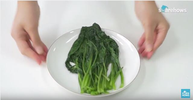cach luoc rau khong can nuoc, dam bao giu nguyen 100% dinh duong - 9