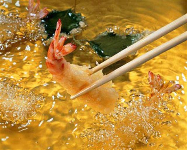 khong ngo nhung cach nau an tuong thong dung nay lai "mang hoa" cho ca nha - 1