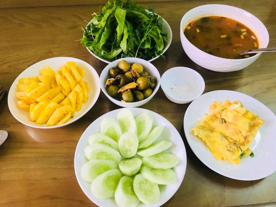 me bau an mam com 2 nguoi 20 nghin, moi long ga la "dam", chi em nhin lai khen ngon - 5