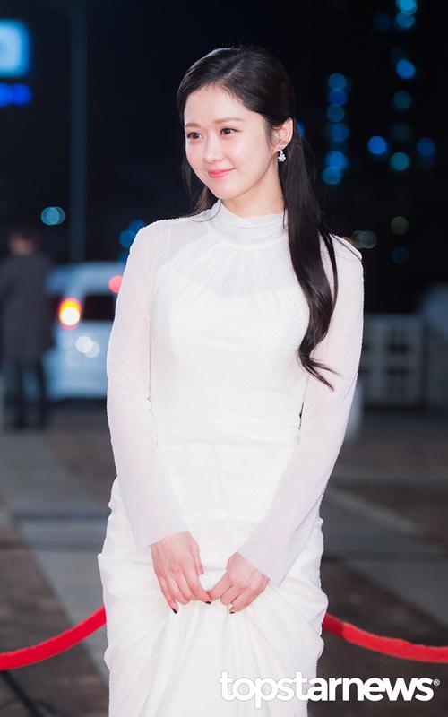 gan 40 ma tre nhu gai doi muoi, bao sao jang na ra khong bi goi la “yeu quai” - 2