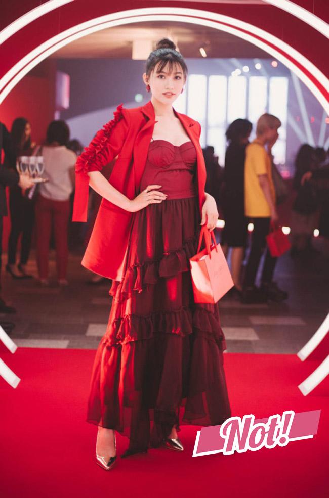 jennifer pham 3 con van dep nhu nu than, chiec quan "nhay cam" khien ngoc anh mat diem - 11