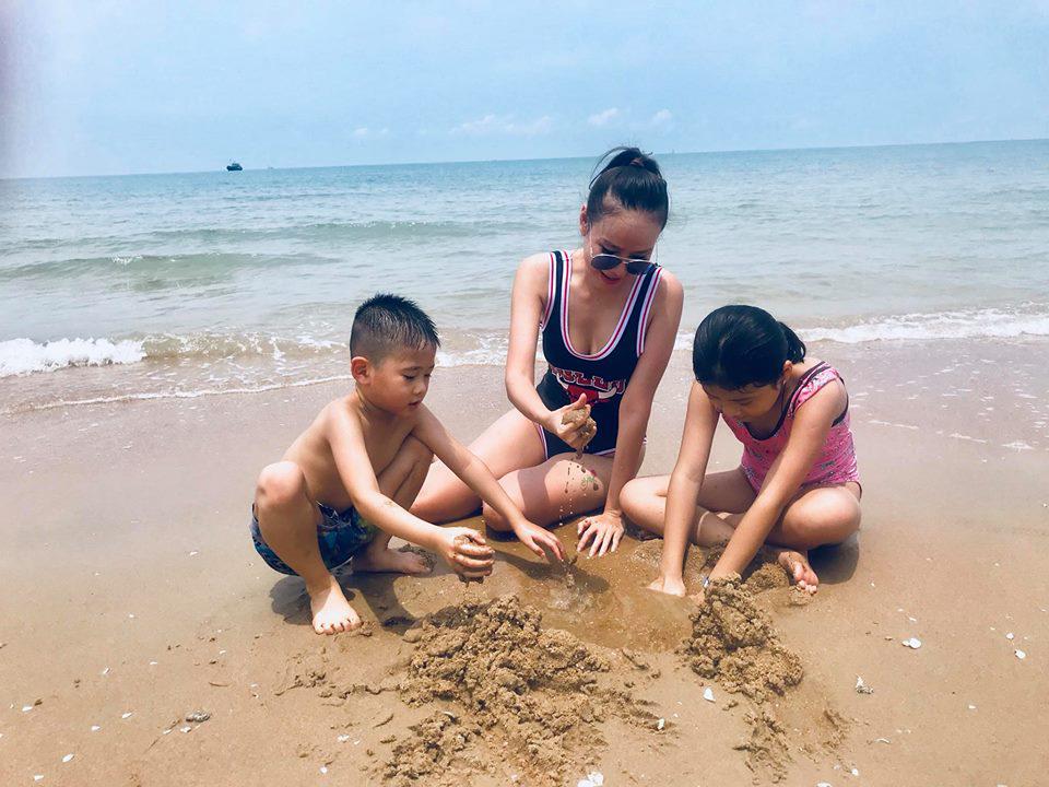 bi quyet giup duong yen ngoc "giu chan" ban trai kem 12 tuoi du da la me hai con - 7