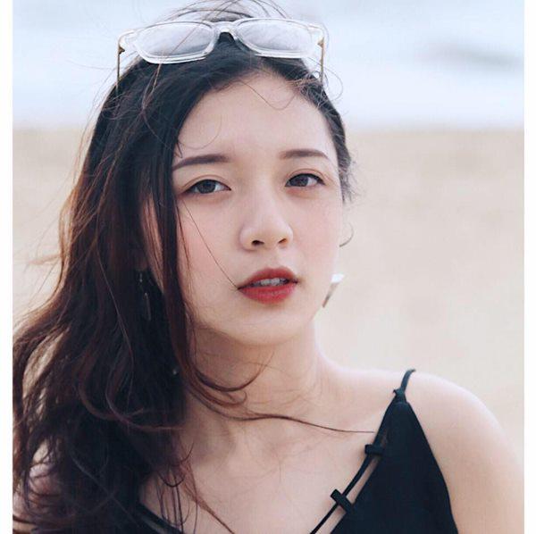 ve dep trang tron trong ngan cua nu mc moi cua dai vtv - 1