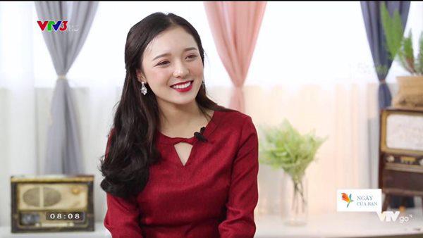 ve dep trang tron trong ngan cua nu mc moi cua dai vtv - 4