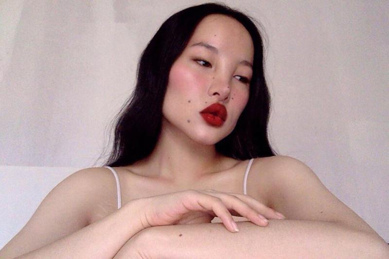 co gai tay tang bi che xau o que nha nhung duoc khen het loi tai anh - 5