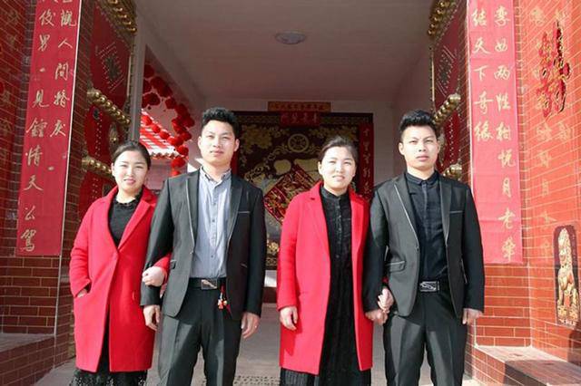 tin tuc 24h: om nham vo vi qua giong, 2 cap sinh doi ra quyet dinh “soc” dip trang mat - 1