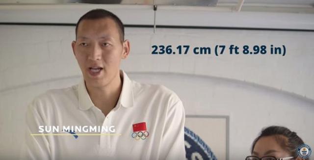 cap vo chong cao tong cong gan 5m, giuong cuoi phai thiet ke dac biet moi vua - 2