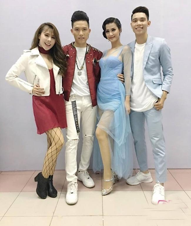 di tat da de chan trong thon hon nhung dong nhi chon tat qua sai roi! - 8