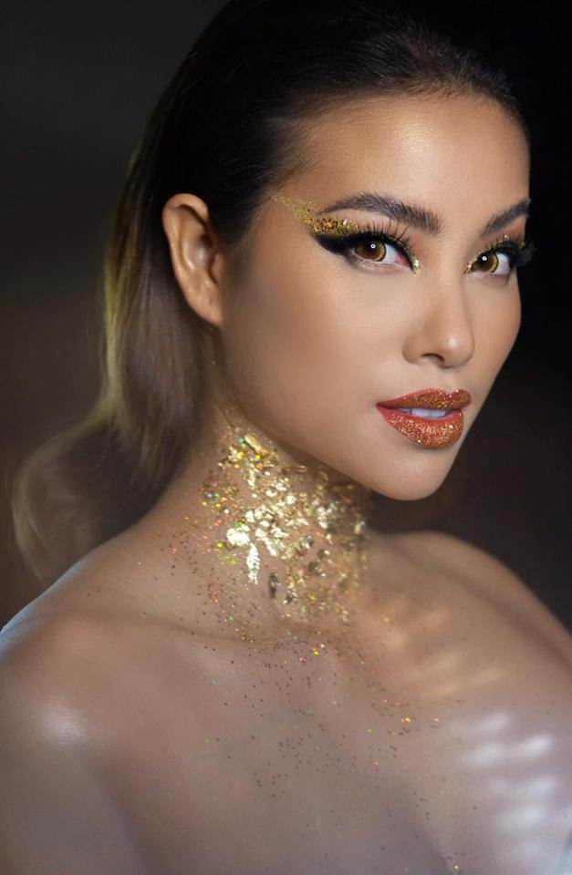 mac ke thi phi, pham huong van toa sang ngoi ngoi tren bia tap chi phap - 7