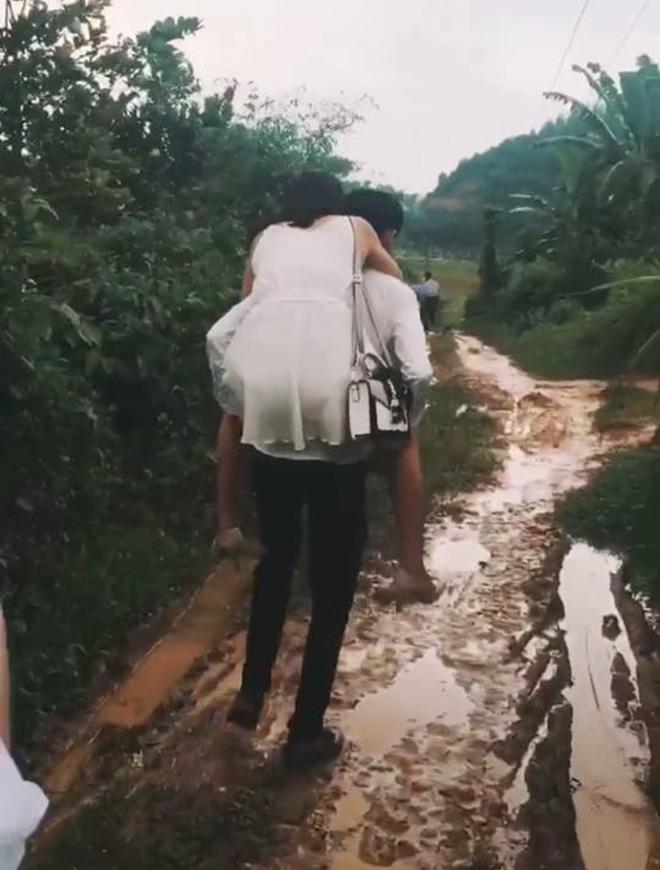 chang trai cong ban gai di qua sinh lay tuong duoc nguong mo, ai ngo bi nem da du doi - 1