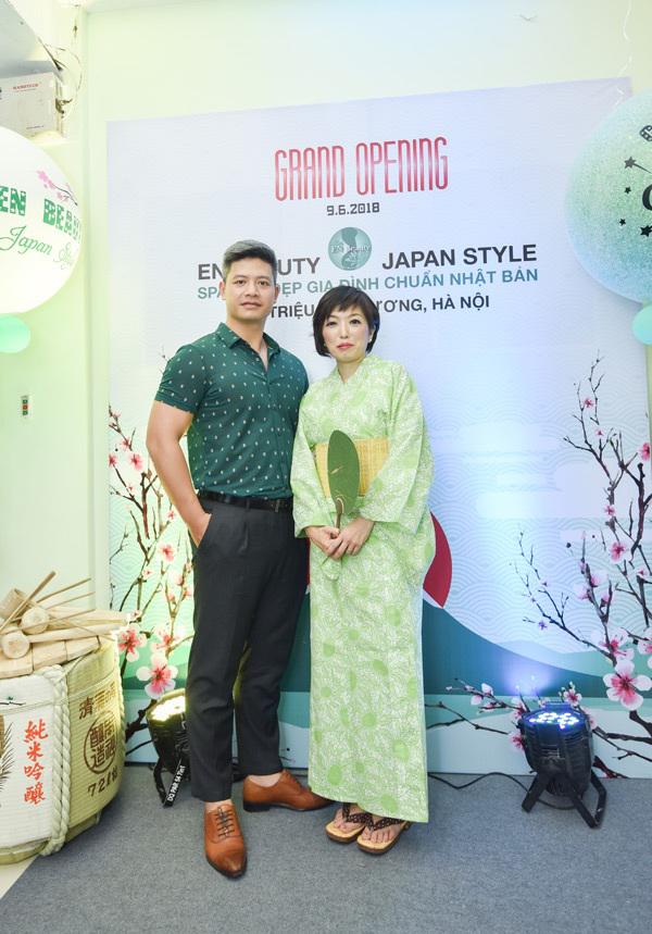 "me chong" lan huong khoe lan da dep bat chap tuoi tac - 7