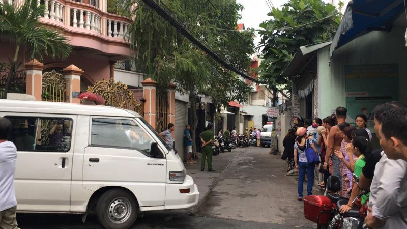 vu hai cha con chet bat thuong o sai gon: nghi nguoi cha sat hai con trai roi tu tu - 2