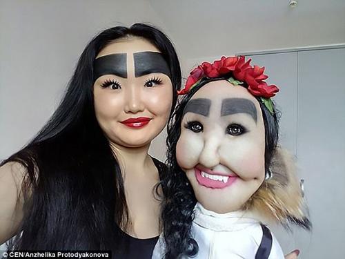 co gai noi nhu con va kiem tien "de nhu an keo" nho long may quai di - 11