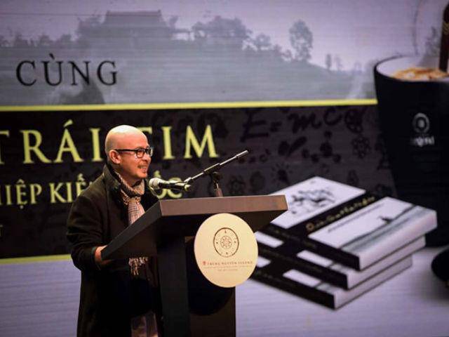 tin tuc 24h: kinh hai phat hien thi the nguoi phu nu nam gon trong bung con tran 8m - 3