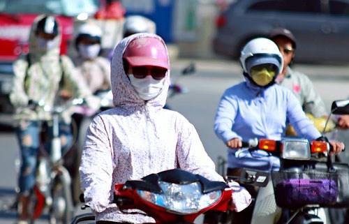 ngay mai mien bac buoc vao dot nang nong dai nhat tu dau nam, co noi tren 39 do c - 1