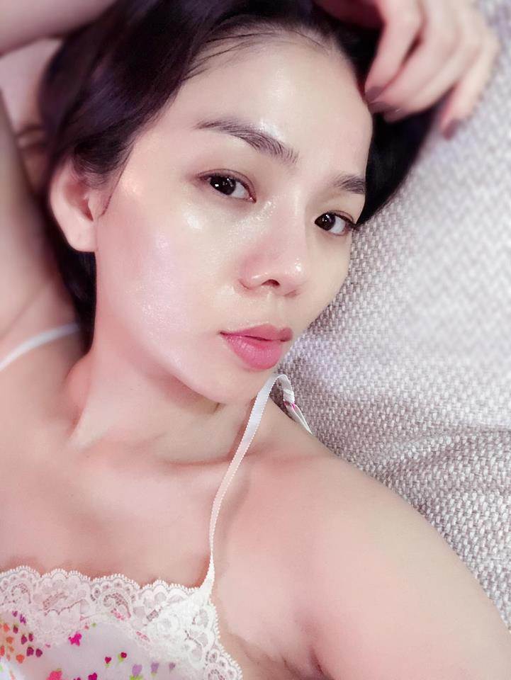 "nu hoang phong tra" le quyen dep nhu nu than bat chap mat moc khien gai son phai ghen ty - 1