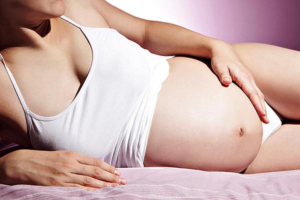 Thai nhi 27 tuần tuổi: Bé có thể thở được bên ngoài bụng mẹ - 5