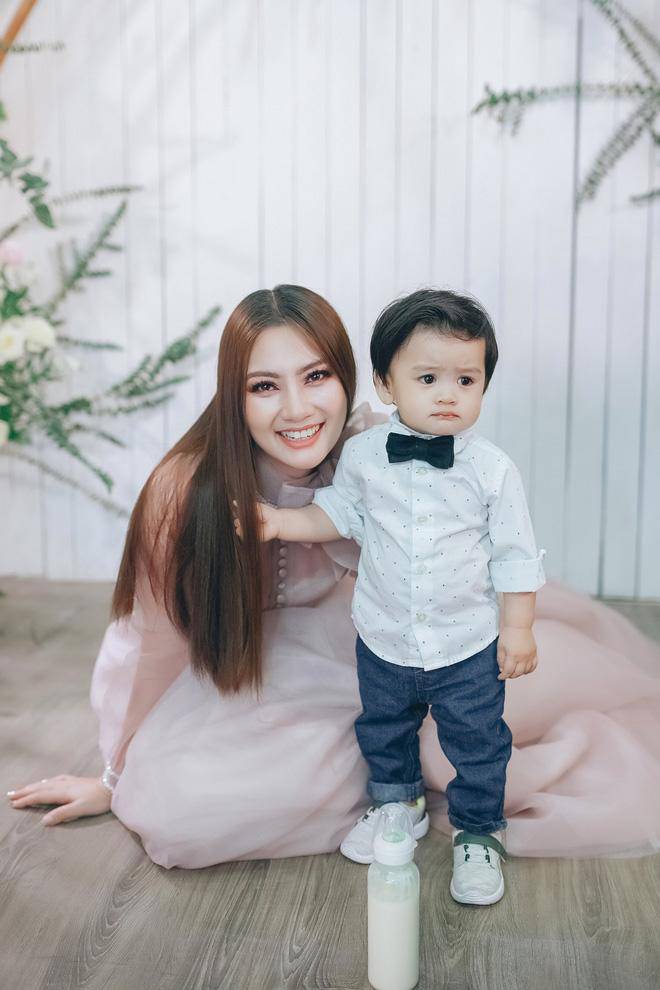 chop mat 15 nam lam nghe, "kieu nu" ngoc lan van xinh dep du da lay chong, sinh con - 2