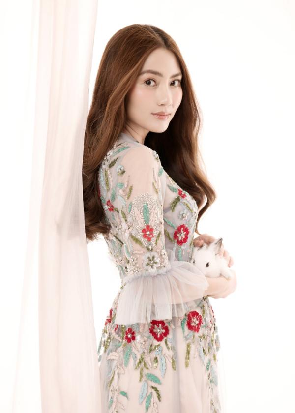 chop mat 15 nam lam nghe, "kieu nu" ngoc lan van xinh dep du da lay chong, sinh con - 7