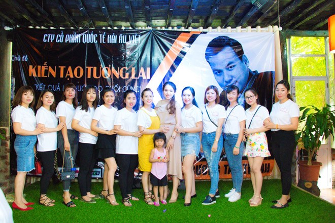 nu doanh nhan tre tra giang phan dau vuon len bang nghi luc tuoi tre - 3