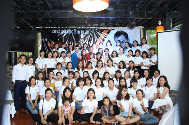 nu doanh nhan tre tra giang phan dau vuon len bang nghi luc tuoi tre - 7