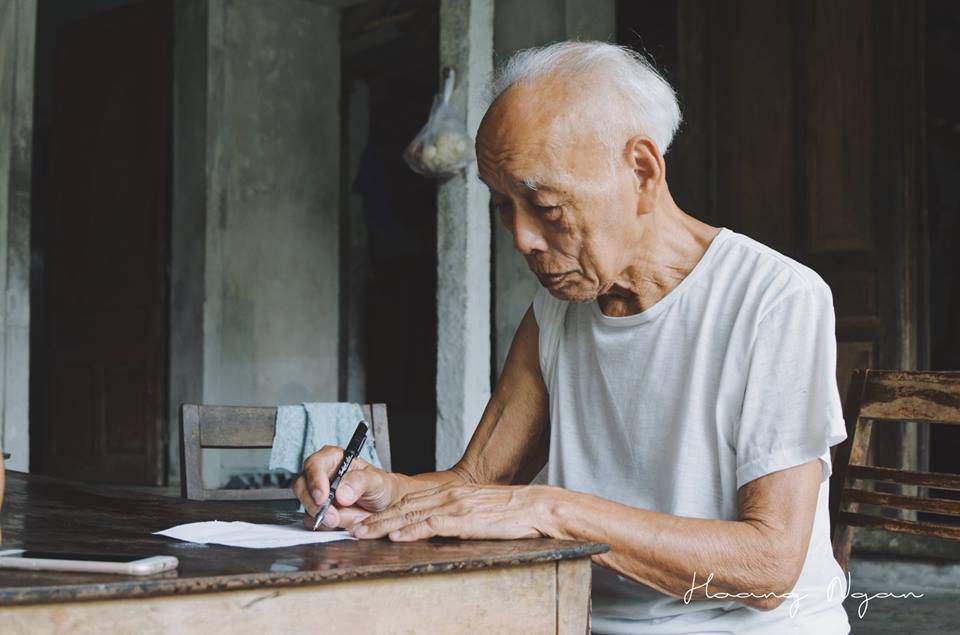 "tinh yeu ngat xanh" cua cap doi u90 ha tinh khien gioi tre them khat - 2