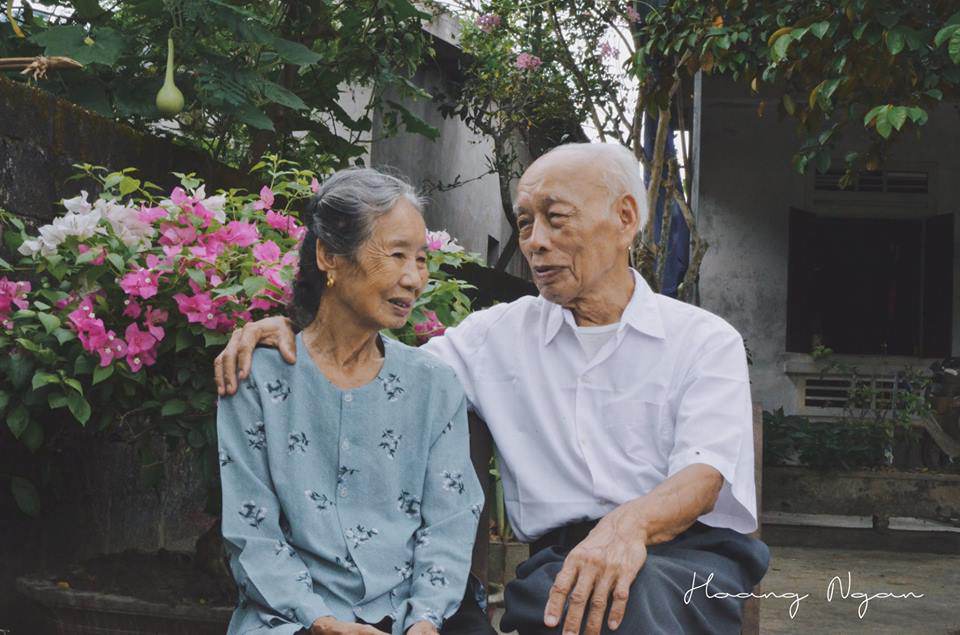 "tinh yeu ngat xanh" cua cap doi u90 ha tinh khien gioi tre them khat - 1