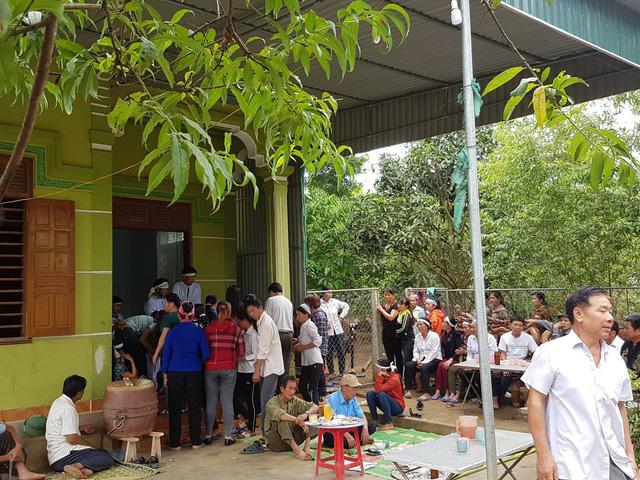 vu dien giat lam 7 nguoi thuong vong: xom ngheo dam nuoc mat dua tien 4 nan nhan xau so - 1