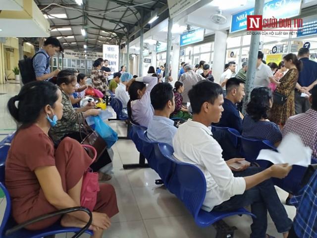 Hà Nội bắt đầu điều chỉnh giá gần 2.000 dịch vụ y tế: Người dân băn khoăn!
