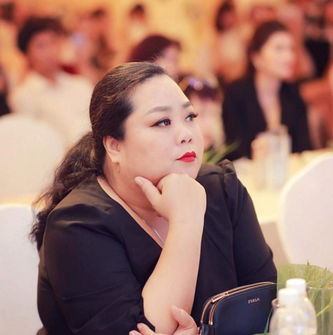 Master Thiên Kim phù thủy phun xăm tự tin với vẻ đẹp khác biệt #1 Master Thiên Kim phù thủy phun xăm tự tin với vẻ đẹp khác biệt