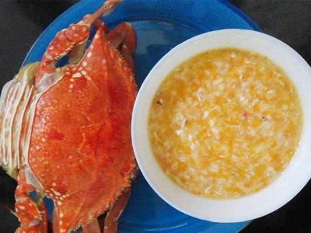 Cách nấu cháo cua cho bé yêu chắc xương, ngon miệng