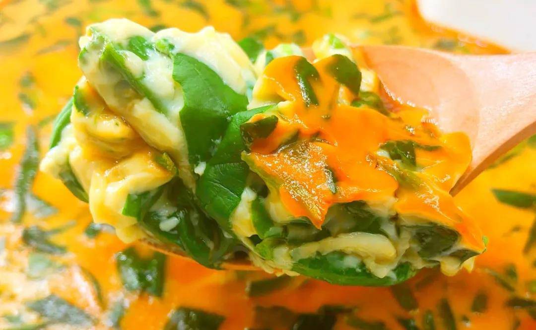 trung hap tinh yeu ham nong nhung ngay ca xa hoi 'gian cach' - 7