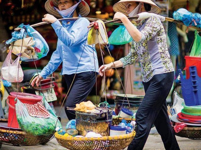 Người khó khăn vì Covid-19 cần làm thủ tục gì để nhận được 1- 1,8 triệu?