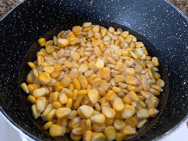 khong can lo nuong, me lam banh ngo pho mai tuyet ngon, nau nhieu ma van khong du an - 3