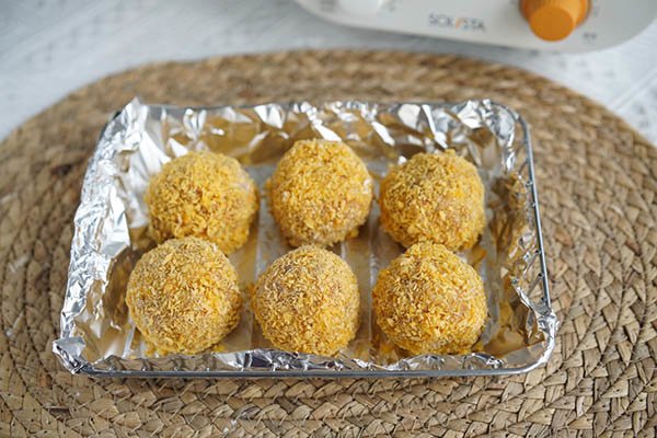 thit vien trung cut gion tan voi noi chien khong dau, ca nha lon be thich me - 9