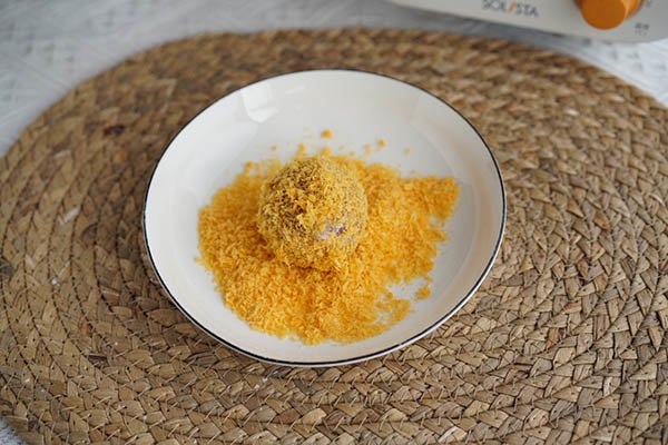 thit vien trung cut gion tan voi noi chien khong dau, ca nha lon be thich me - 8