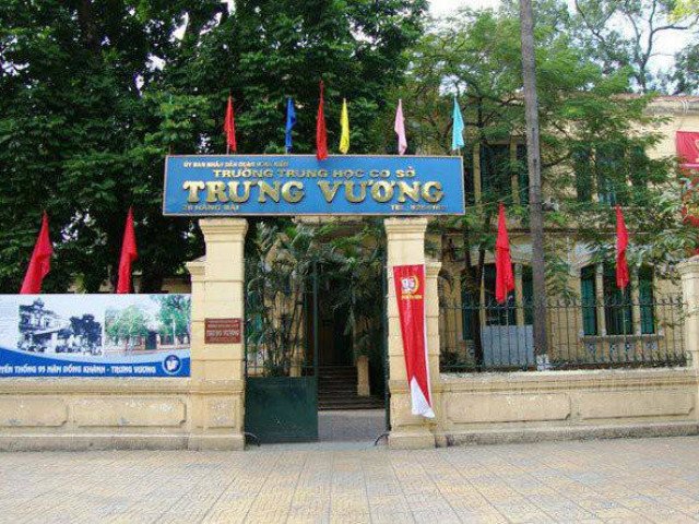 Hà Nội: Phát hiện đối tượng mặc áo xe ôm công nghệ lừa đón học sinh trước cổng trường