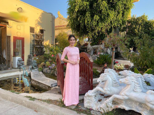 Con gái Ngọc Huyền mới 14 tuổi đã sở hữu chân dài, đẹp ngọt ngào chẳng kém mẹ - 4