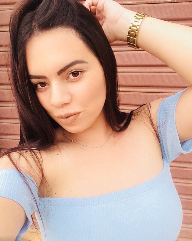 Tanpa sengaja melepaskan <a href='https://medan.tribunnews.com/tag/bikini' title='bikini'>bikini</a> yang memperlihatkan cincinnya saat bermain di kolam renang, gadis itu mengalami akhir yang tragis - 3