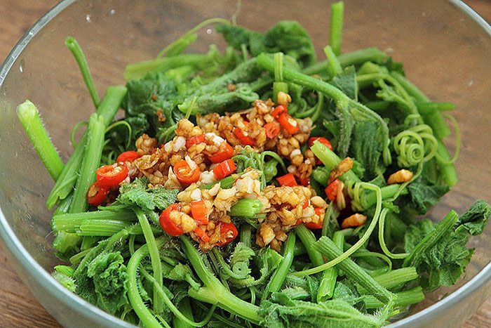 Rau bí không chỉ xào hay luộc, đem làm nộm ngon chưa từng thấy - 6