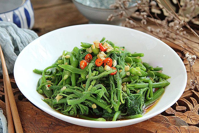 Rau bí không chỉ xào hay luộc, đem làm nộm ngon chưa từng thấy - 8