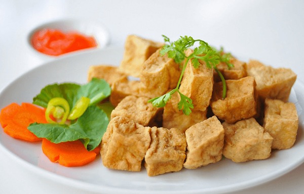 Rán đậu phụ đừng cho ngay vào chảo, thêm thứ này đậu giòn ngon không vỡ nát - 3