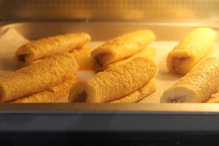 Còn vài lát bánh mì và quả chuối thừa, vợ trổ tài làm món ăn sáng, sang chảnh, bổ dưỡng - 8
