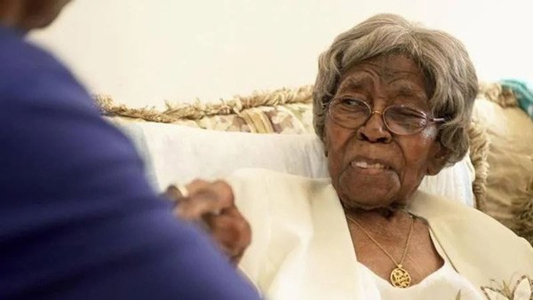 Cụ bà có hơn 300 cháu chắt sống tới 115 tuổi, bí quyết trường thọ của bà là gì? - 1
