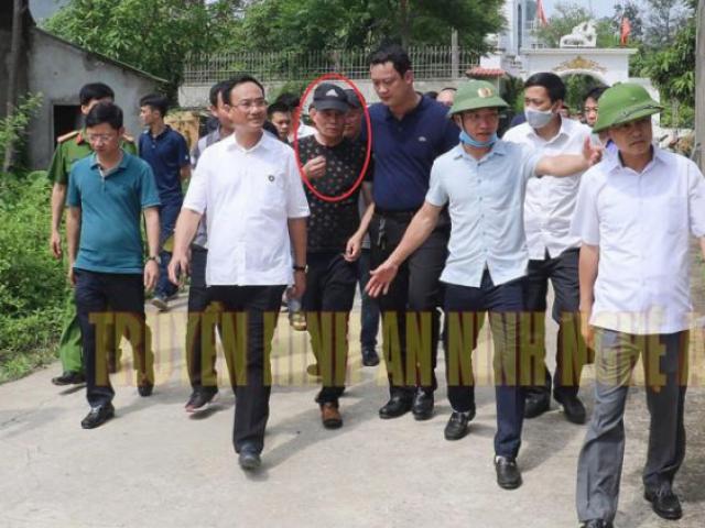 Vì sao Công an Nghệ An không còng tay kẻ bắn chết 2 người lúc đưa ra xe?