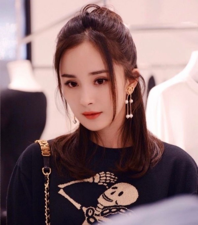 11012019 Một số hình  Dương Mịch  YangMi  FanClub  Facebook