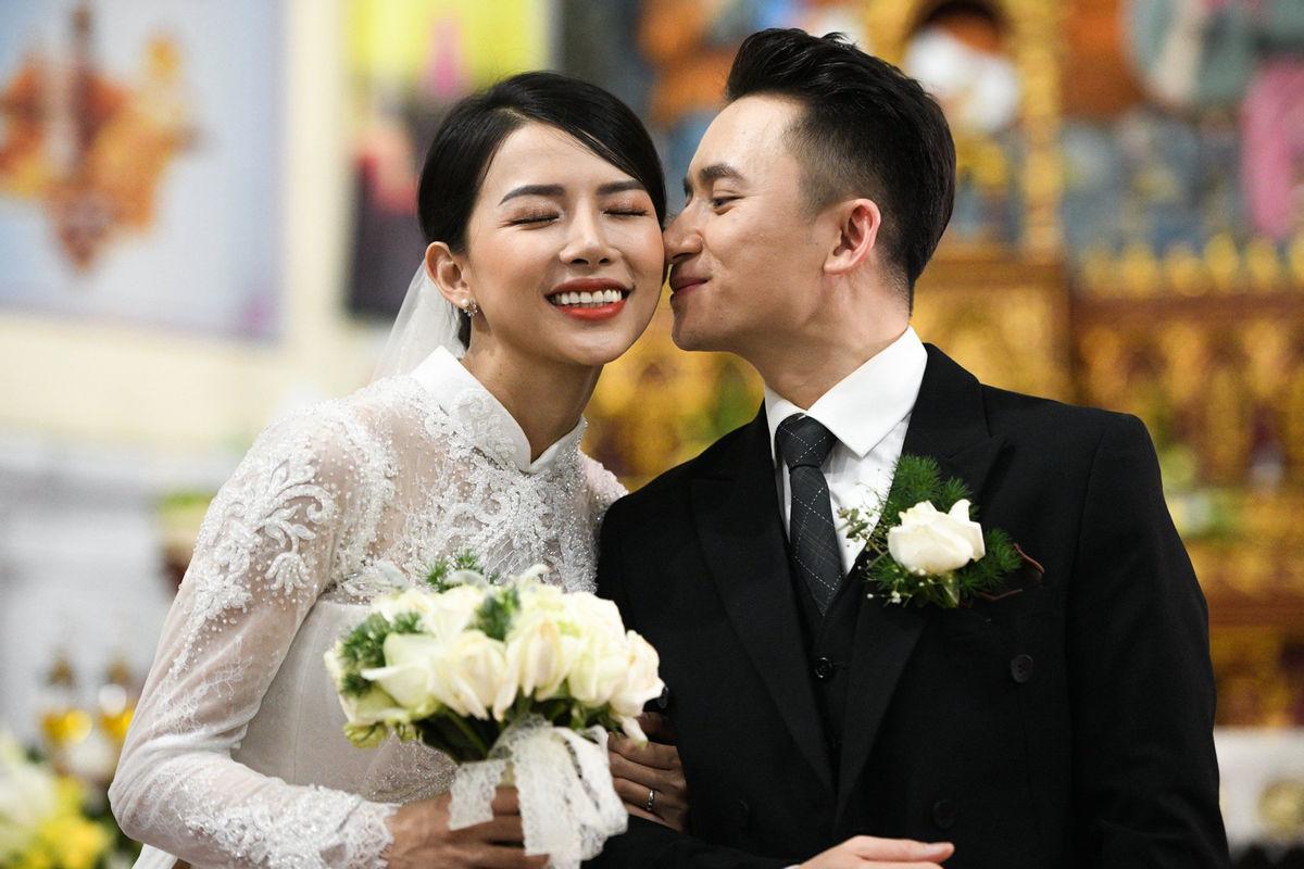 Vợ chồng Phan Mạnh Quỳnh bị thiệt hại khi thông báo hoãn cưới lần 3 vì dịch COVID-19 - 5