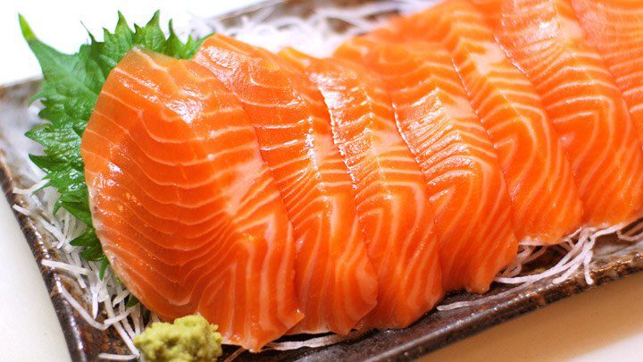 Sao vào bếp: Ở nhà cũng vui, Lã Thanh Huyền bày bàn tiệc sắc màu, Việt Anh liền trêu chọc - 8
