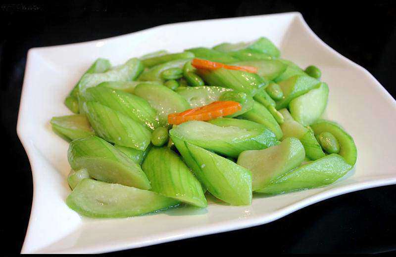 Xào mướp, đừng cho trực tiếp vào chảo dầu, thêm một bước nữa mướp xanh đẹp không thâm - 6